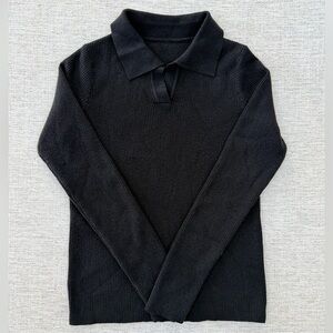 Women’s v-neck Black Sweater